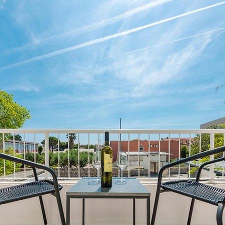 Charming Apartment Ines Дубровник Екстериор снимка