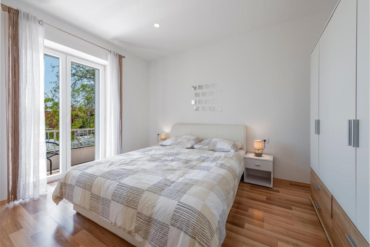 Charming Apartment Ines Дубровник Екстериор снимка